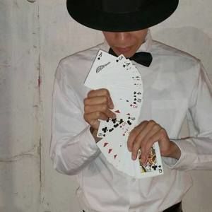 Meet your Posher, Tony